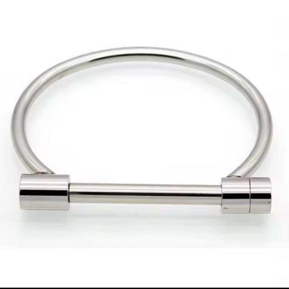 New Luxury Designer-style D-Shaped Screw Cuff Bracelet